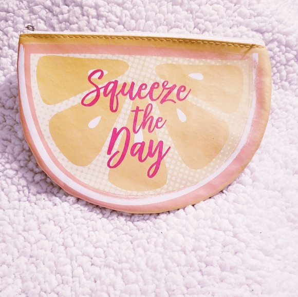 ❗SALE❗$6 each Cute Fruit Wedge Cosmetic Bags. - Picture 3 of 6